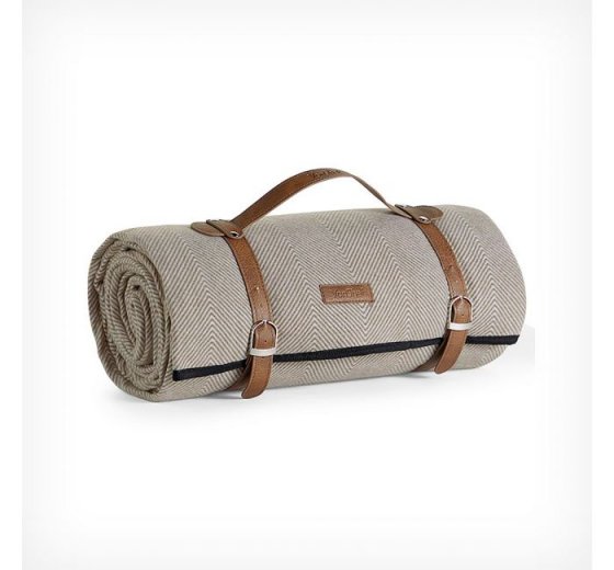 patura-pt-picnic-impermeabila-vonshef-1000236-herringbone-220cm-x-200cm-chingi-si-maner-transport-de-piele-5493-1 Pătură Picnic Impermeabilă VonShef Herringbone 220x200 cm - Durabilitate și Stil - imagine 1