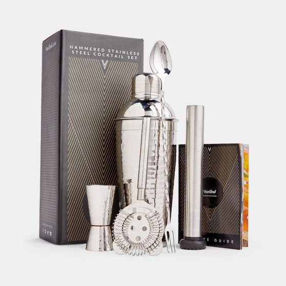 set-cocktail-cu-finisaj-lucrat-cu-ciocanul-vonshef-1000359-din-otel-inoxidabil-5-piese-shaker-de-750ml-carte-de-retete-cutie-cadou-6925-1 Set Cocktail VonShef 5 Piese Oțel Inoxidabil, Livrat in Cutie de Cadou Eleganta - imagine 1
