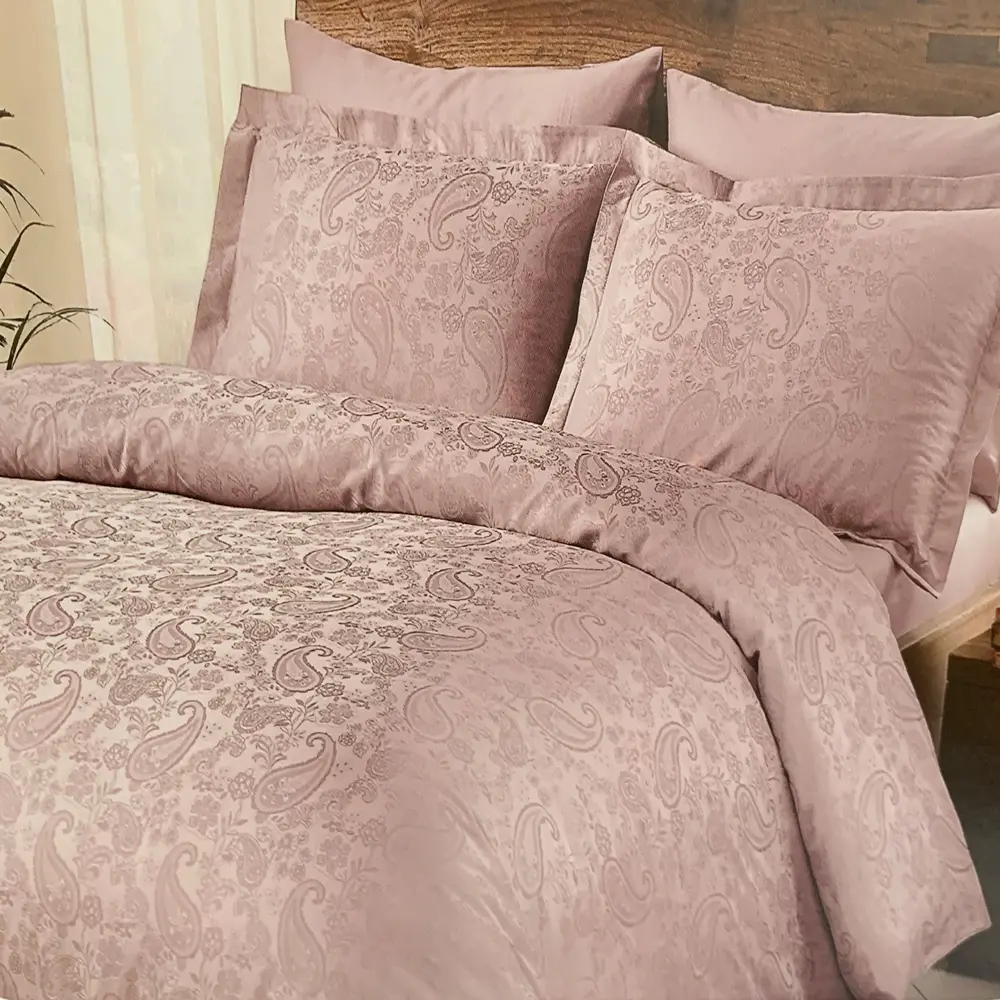 lenjerie-bumbac-satinat-damsac-brinley-lila-tac-jpg Lenjerie de pat Brinley lila 100% bumbac natural dublu mercelizat 200x220 cm TAC DELUXE - imagine 1