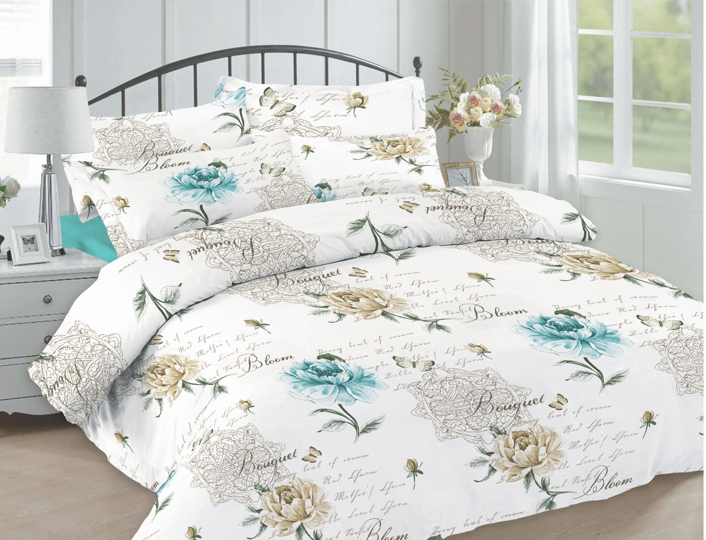 lenjerie-bumbac-ranforce-floral-blue-pucioasa Lenjerie de pat Floral Blue DELUXE Pucioasa 100% Bumbac, Dimensiuni 220x240 cm, 200x220 cm, 50x70 cm - imagine 1