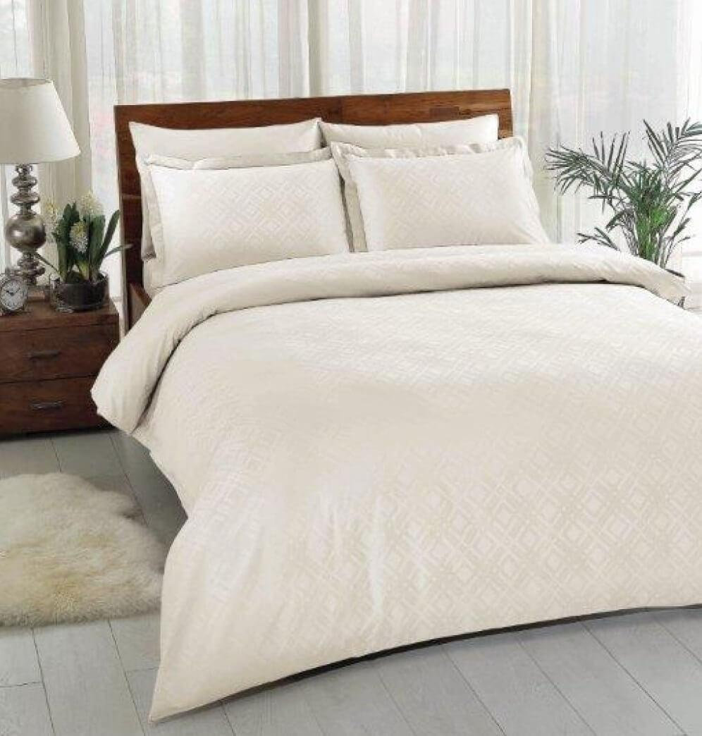 lenjerie-bumbac-satinat-vision-crem-damasc-tac Lenjerie de pat Vision crem TAC Damasc dublu satinat DELUXE 100% bumbac natural 200x220 cm - imagine 1