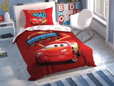 lenjerie-de-pat-1-persoana-tac-disney-cars-shiny-road Lenjerie de pat Cars Shiny TAC cu elastic Disney din bumbac Ranforce, 160x220 cm, design modern, tratată antisifonare - imagine 1