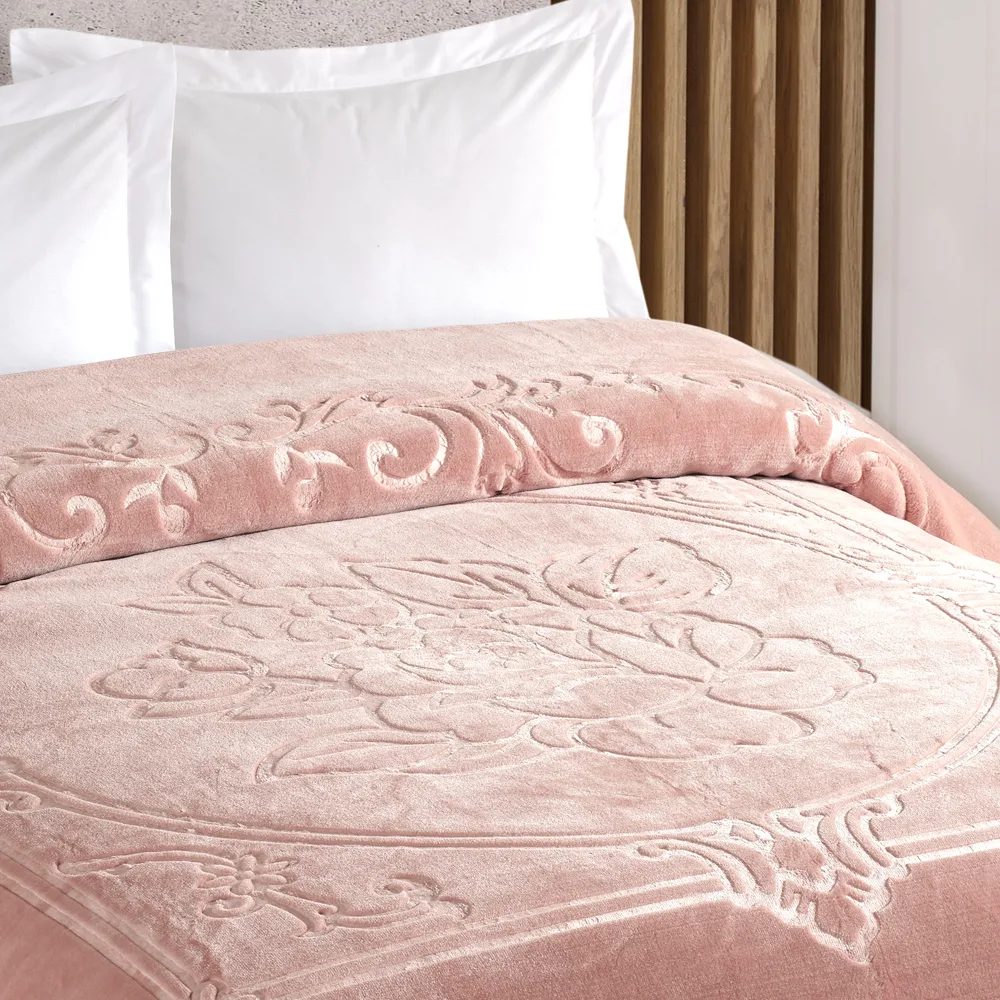 patura-emboss-grace-kahve-tac-detaliu-jpg Pătură premium Embossed Amira Grace cappuccino 220x240 cm, 4 kg, 100% PES, design sofisticat pentru confort și eleganță - imagine 1