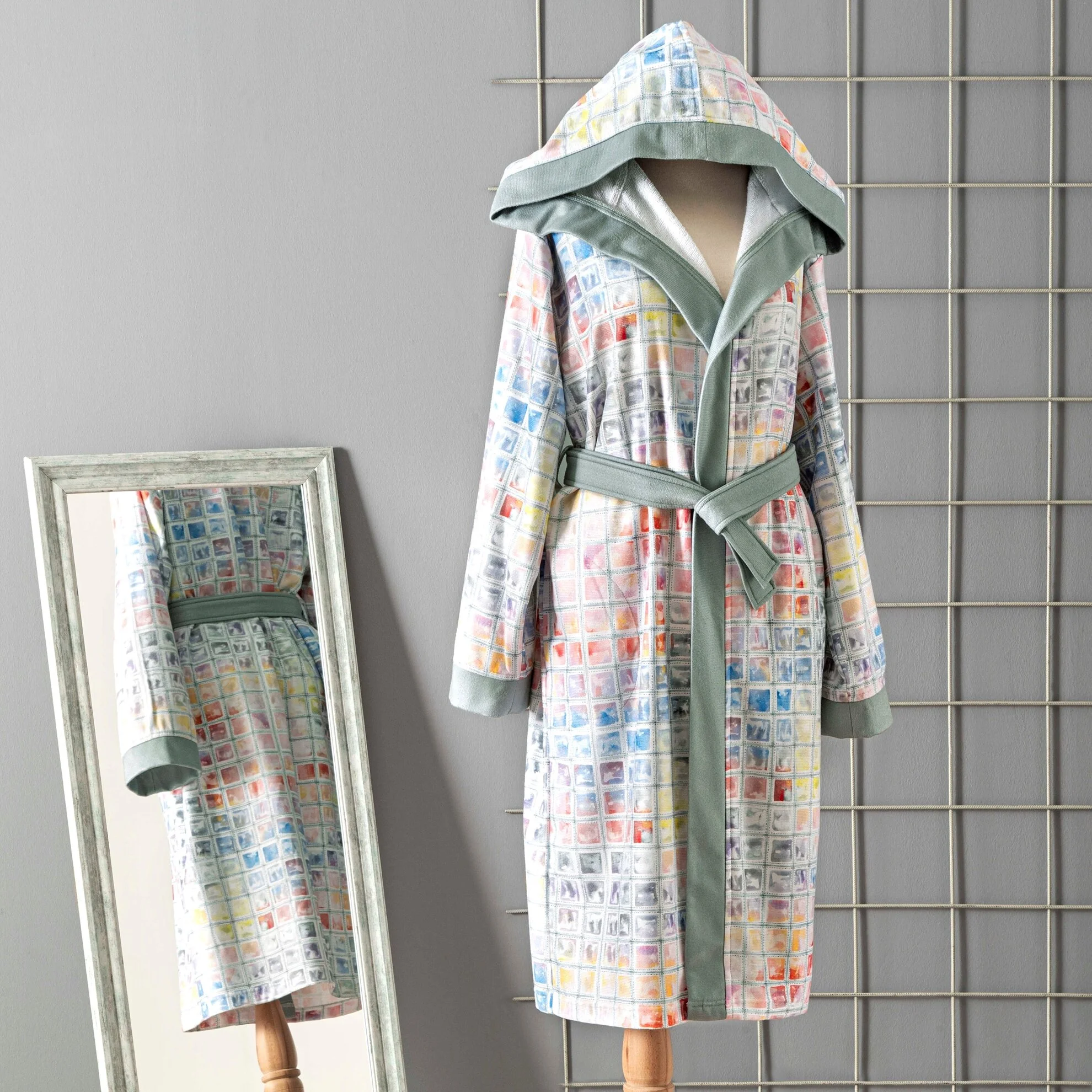 halat-baie-charmian-l-xl-tac Halat de Baie Charmian L/XL TAC cu Glugă din Bumbac și Poliester, Moale și Absorbant, Confort și Eleganță pentru Acasă - imagine 1