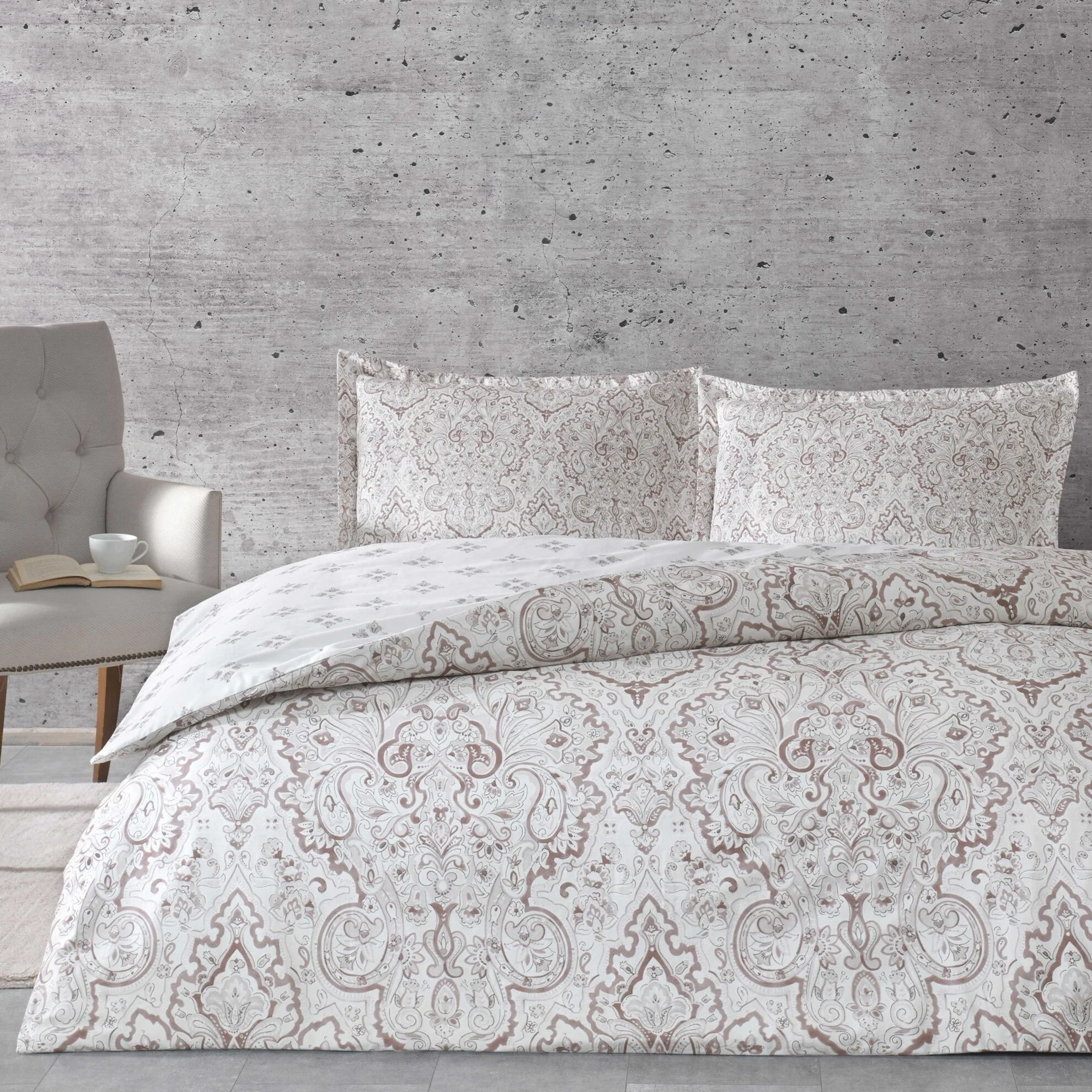 lenjerie-de-pat-cassandra-tac-bumbac-satinat-deluxe Lenjerie de pat Cassandra TAC Bumbac Satinat Deluxe 200x220 cm Design Modern Antisifonare - imagine 1